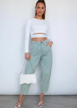 Women Gingham & Heels Crops><noscript><img width=