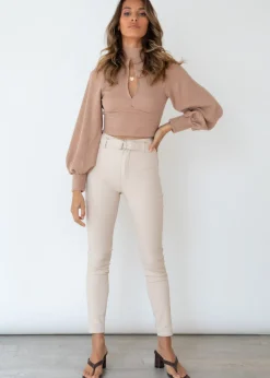 Women Gingham & Heels Crops><noscript><img width=