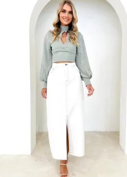 Women Gingham & Heels Crops><noscript><img width=