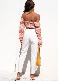 Women Gingham & Heels Crops><noscript><img width=