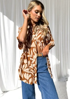 Women Gingham & Heels Shirts><noscript><img width=