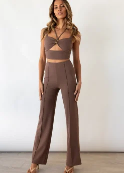Women Gingham & Heels Crops>Switching Sides Crop