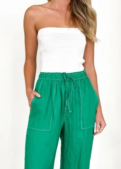 Women Gingham & Heels Pants><noscript><img width=