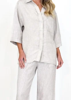 Women Gingham & Heels Pants><noscript><img width=