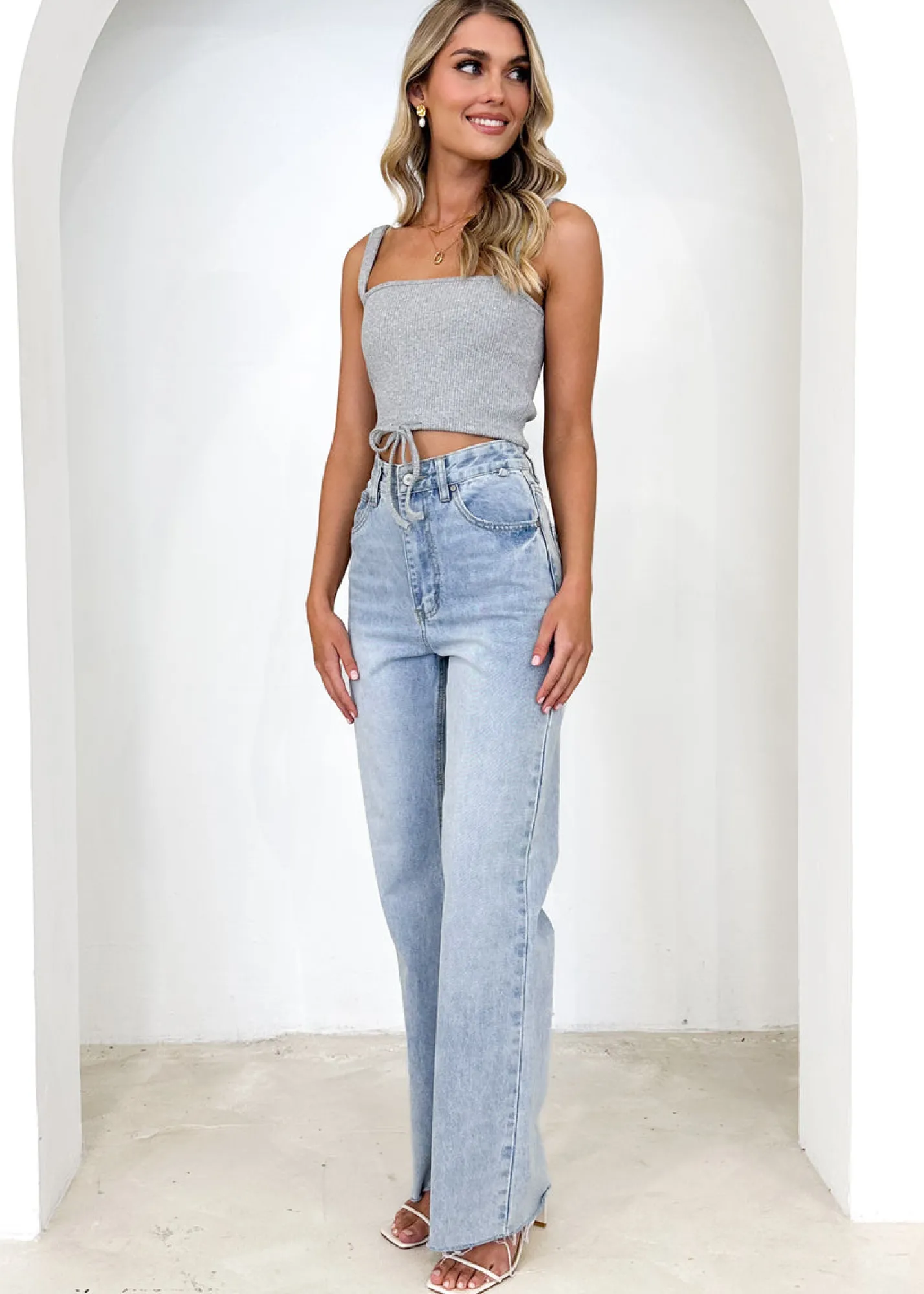 Women Gingham & Heels Crops>Tarlo Knit Crop