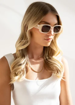 Women Gingham & Heels Sunglasses><noscript><img width=