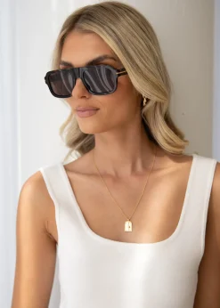 Women Gingham & Heels Sunglasses><noscript><img width=