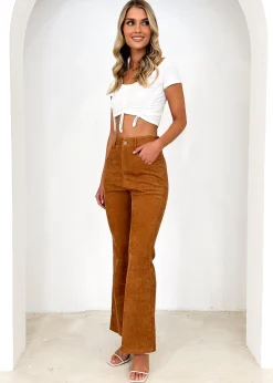 Women Gingham & Heels Pants><noscript><img width=