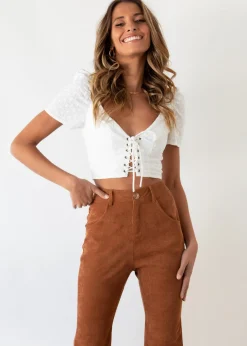 Women Gingham & Heels Pants><noscript><img width=