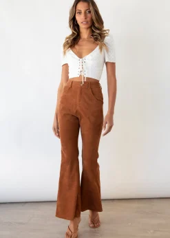 Women Gingham & Heels Pants><noscript><img width=