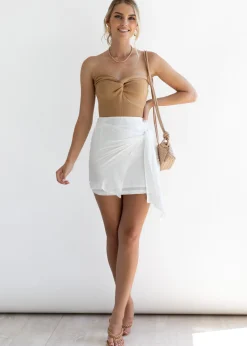 Women Gingham & Heels Skirts><noscript><img width=