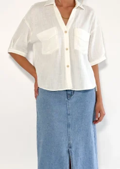 Women Gingham & Heels Shirts><noscript><img width=