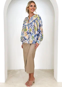 Women Gingham & Heels Blouses><noscript><img width=