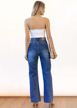 Women Gingham & Heels Jeans><noscript><img width=