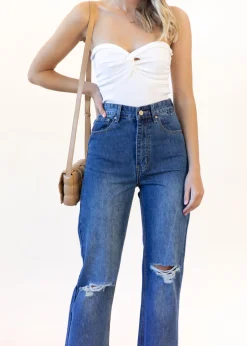 Women Gingham & Heels Jeans><noscript><img width=