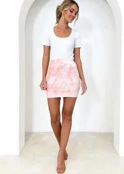 Women Gingham & Heels Skirts><noscript><img width=