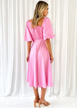 Women Gingham & Heels Midi><noscript><img width=