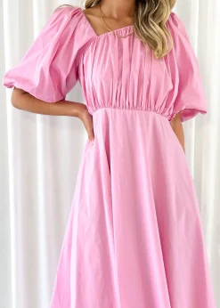 Women Gingham & Heels Midi><noscript><img width=