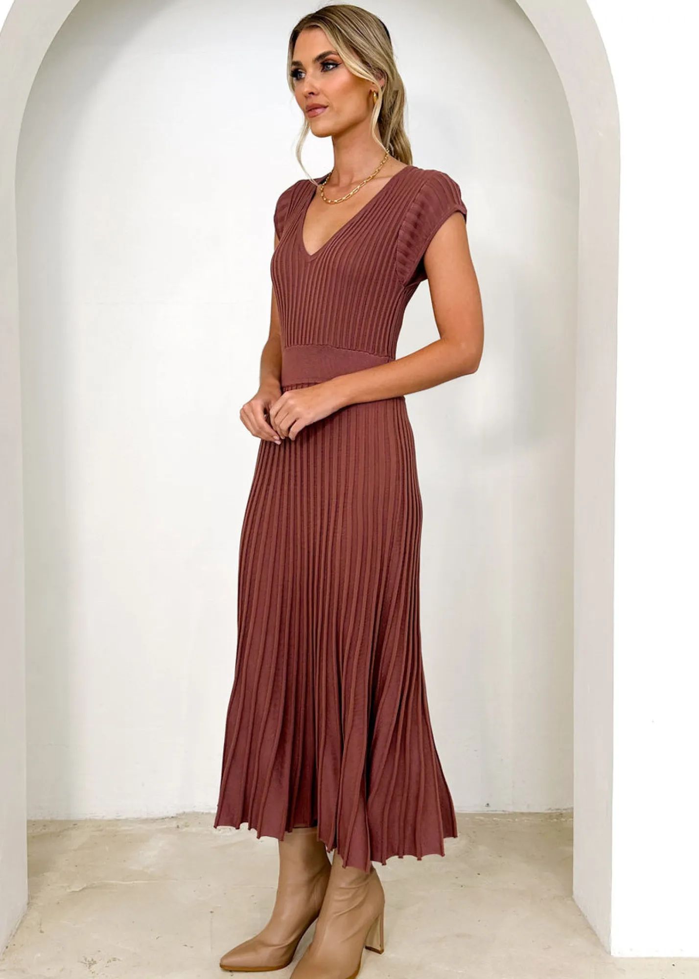 Women Gingham & Heels Knit Dresses>Zevah Knit Midi Dress
