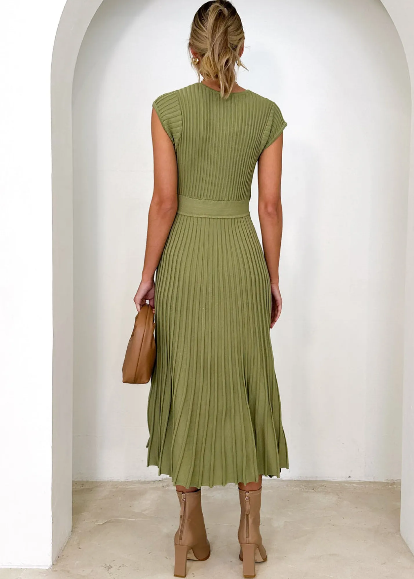 Women Gingham & Heels Knit Dresses>Zevah Knit Midi Dress