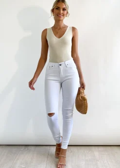 Women Gingham & Heels Jeans><noscript><img width=