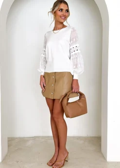 Women Gingham & Heels Basic Tops><noscript><img width=