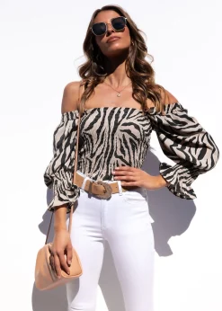 Women Gingham & Heels Blouses><noscript><img width=